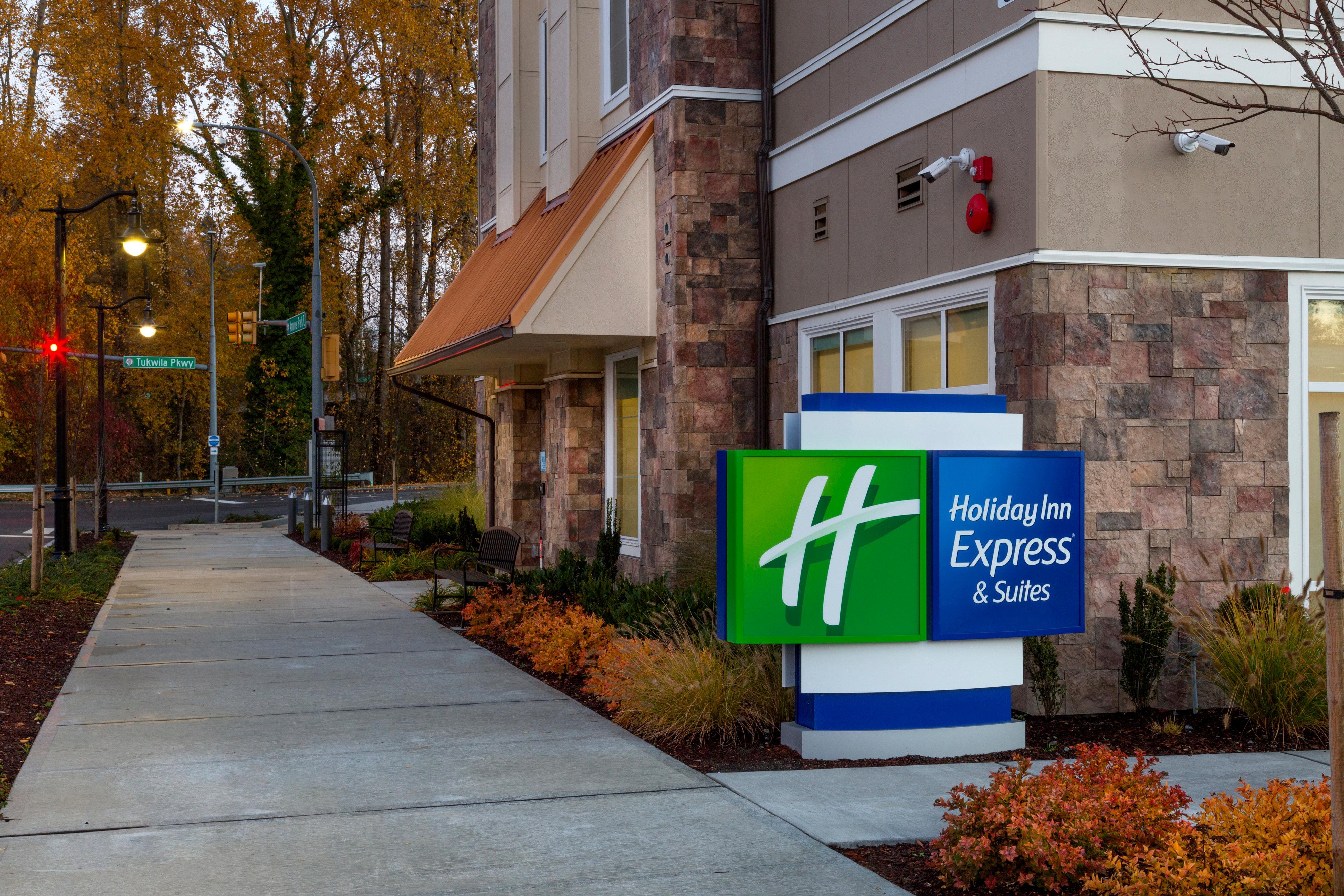Holiday Inn Express & Suites - Seattle South - Tukwila By Ihg מראה חיצוני תמונה