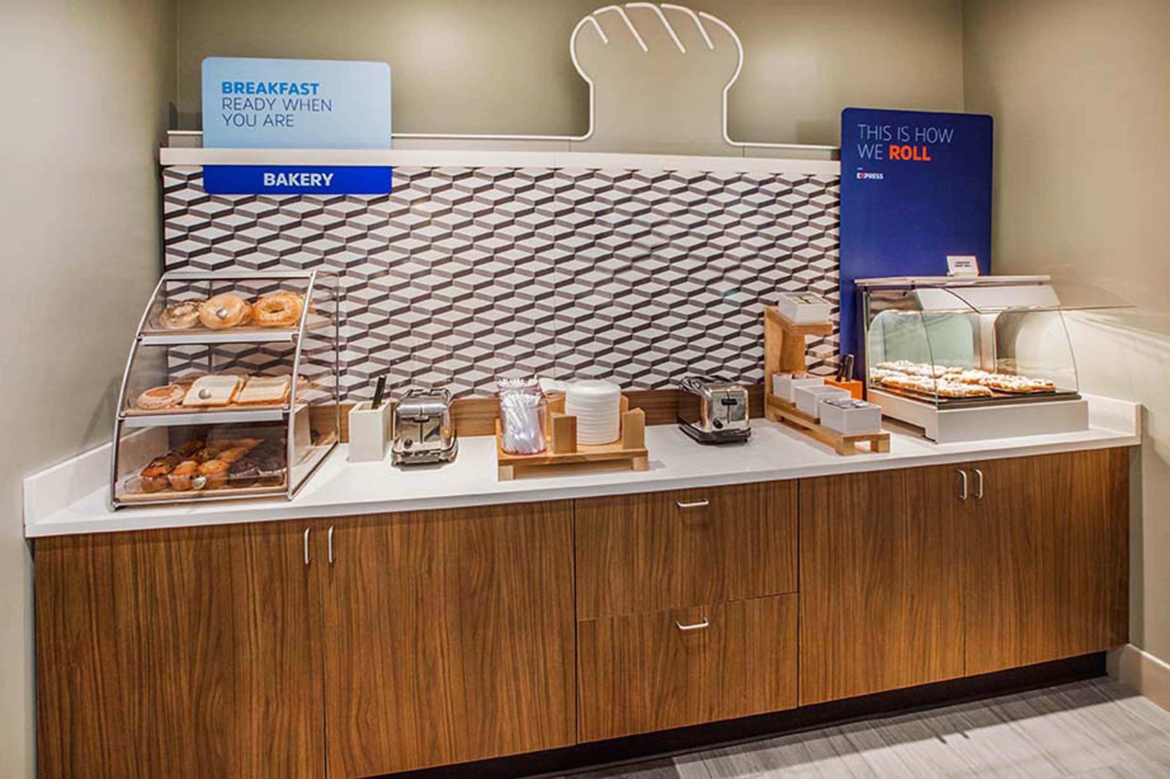 Holiday Inn Express & Suites - Seattle South - Tukwila By Ihg מראה חיצוני תמונה