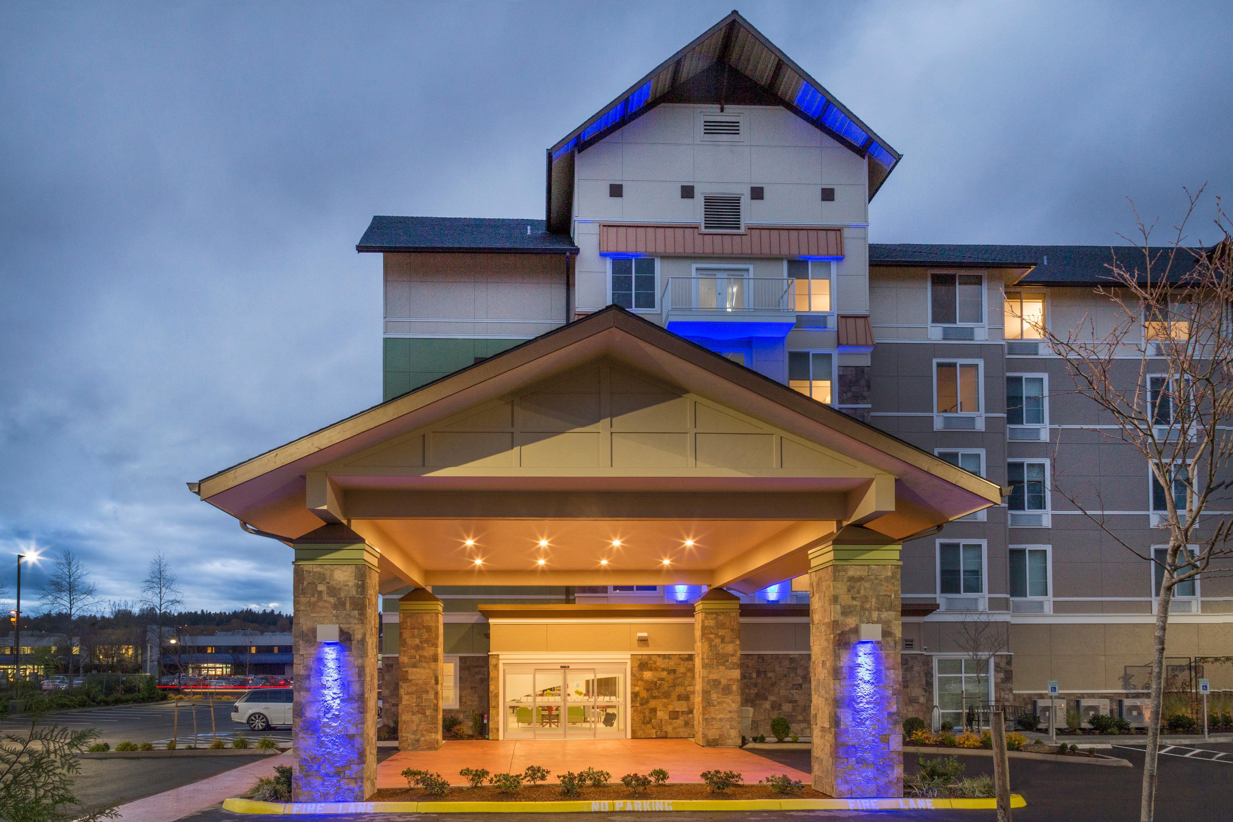 Holiday Inn Express & Suites - Seattle South - Tukwila By Ihg מראה חיצוני תמונה